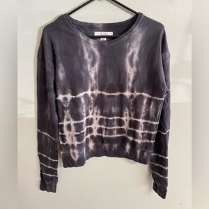 NWT Adam Levine Long Sleeve Women’s Pullover Size Medium Black Tye Dye Cropped